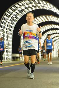 BIB: 43367
                            <button type="button" onclick="openModal(20400607)" class="btn btn-primary btn-sm float-right btn-popup" data-toggle="modal" data-target=".modal-high-quality">
                        <i class="fas fa-shopping-cart"></i> Add to Cart
                    </button>
                                            <button type="button" onclick="isThisMe(20400607, true)" class="btn btn-success btn-sm float-right btn-popup btn-isme hidden" data-toggle="tooltip" data-placement="bottom" title="นี่คือรูปของคุณใช่ไหม คลิกที่นี่เพื่อเอาเข้าอัลบั้ม">
                        <i class="fas fa-plus"></i> Add to album
                    </button>
                    <button type="button" onclick="isThisMe(20400607, false)" class="btn btn-warning btn-sm float-right btn-popup btn-isnotme hidden">
                        <i class="fas fa-ban"></i> Remove from album
                    </button>
